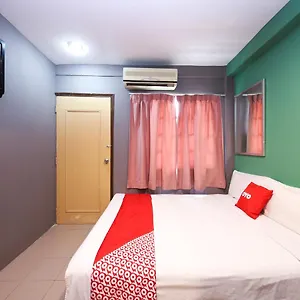 Oyo 89688 Alor Street Malaysia